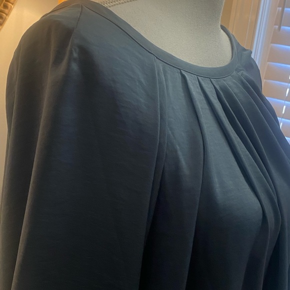 2/$25 Ann Taylor LOFT Satiny Blue Top SP S P Small Petite - Picture 6 of 8